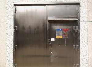 將軍澳寶淋—中電標(biāo)準(zhǔn)火牛房門